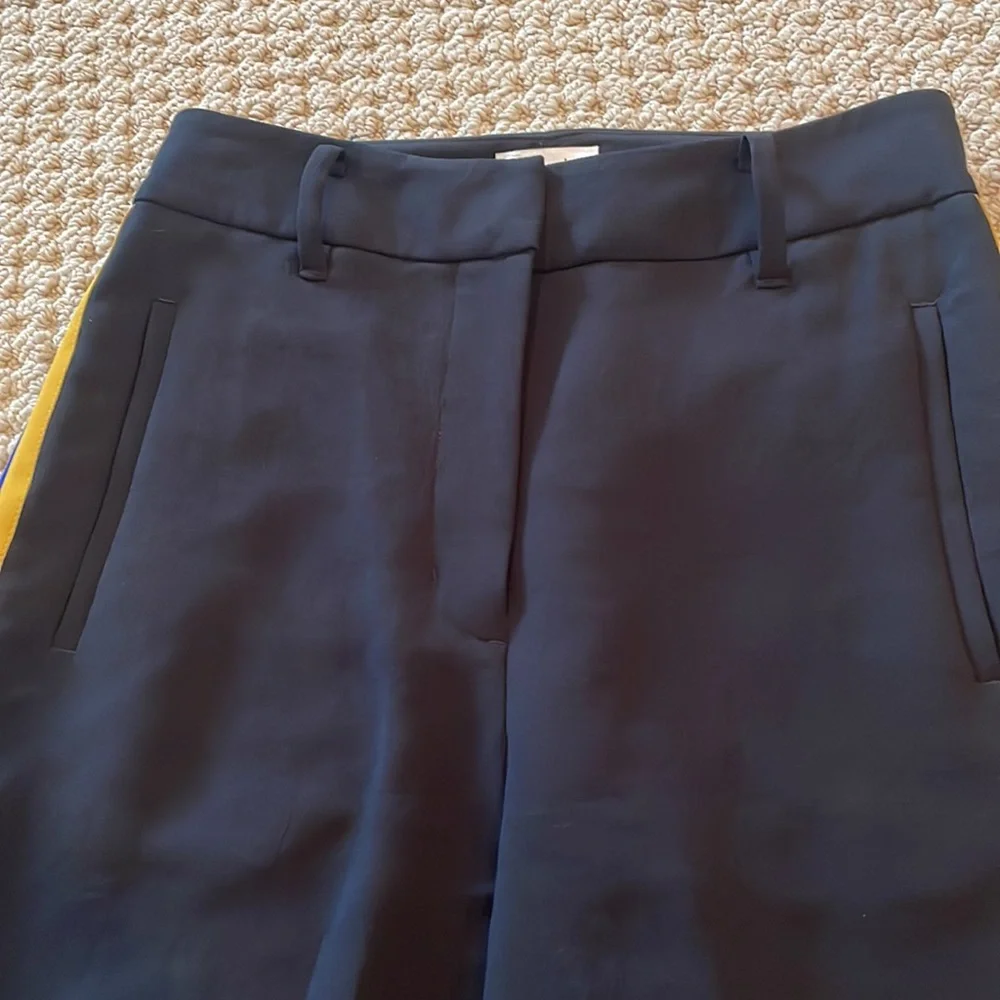 Wilfred Aritzia Jallade Pants with side stripes - Picture 5 of 8